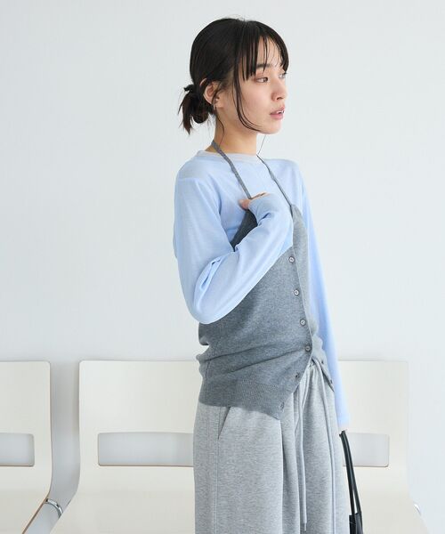 CRAFT STANDARD BOUTIQUE(クラフトスタンダードブティック)の「ホルターネックニットベスト(ベスト・レディース・杢グレー/レッド・FREE)」の5枚目の写真