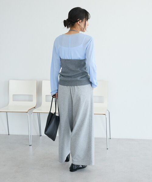 CRAFT STANDARD BOUTIQUE(クラフトスタンダードブティック)の「ホルターネックニットベスト(ベスト・レディース・杢グレー/レッド・FREE)」の12枚目の写真