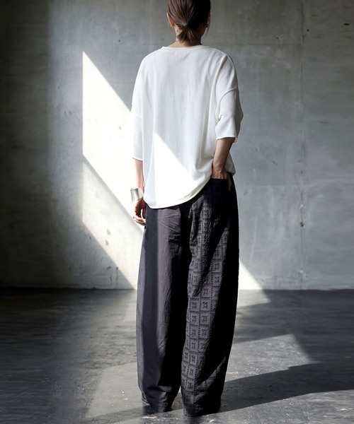 antiqua(アンティカ)の「綿100 シフリー刺繍 ワイドパンツ(その他パンツ・レディース・ブラック・ONESIZE)」の7枚目の写真