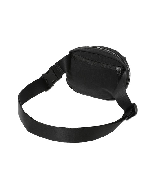 NIKE(ナイキ)の「NIKE AURA WAISTPACK HM6120-013(ショルダーバッグ・メンズ・ブラック・ONE SIZE)」の2枚目の写真