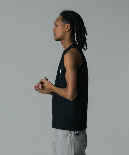 XLARGE（エクストララージ）の「OLD ENGLISH WAFFLE TANK TOP（タンクトップ・メンズ・ブラック/ホワイト/ネイビー/カモフラージュ・XL/L/M/S）」の18枚目の写真