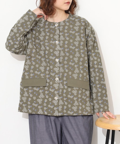 Emago(イマゴ)の「EMAGO クローバー刺繍ショートコート(その他アウター・レディース・ベージュ/ネイビー/カーキ・FREE)」の14枚目の写真