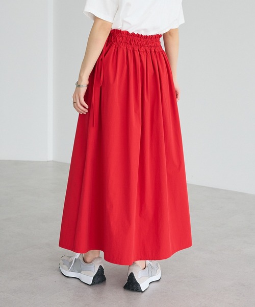 CRAFT STANDARD BOUTIQUE(クラフトスタンダードブティック)の「撥水 ドロストギャザースカート(スカート・レディース・ブラック/レッド/ライトブラウン・FREE)」の8枚目の写真