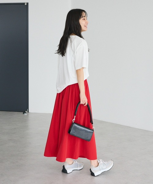 CRAFT STANDARD BOUTIQUE(クラフトスタンダードブティック)の「撥水 ドロストギャザースカート(スカート・レディース・ブラック/レッド/ライトブラウン・FREE)」の13枚目の写真