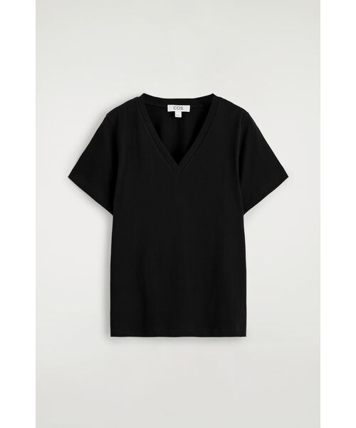 COS（コス）の「コットンVネックTシャツ（Tシャツ/カットソー・レディース・ブラック/ホワイト系・S/L/XL/XS/M）」の6枚目の写真