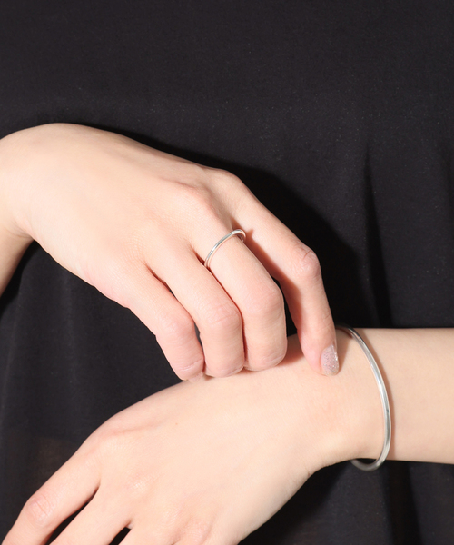 Lilas（リラ）の「【SAMH by LILAS】シンプルリング SV（リング・レディース・シルバー・13/11）」の2枚目の写真