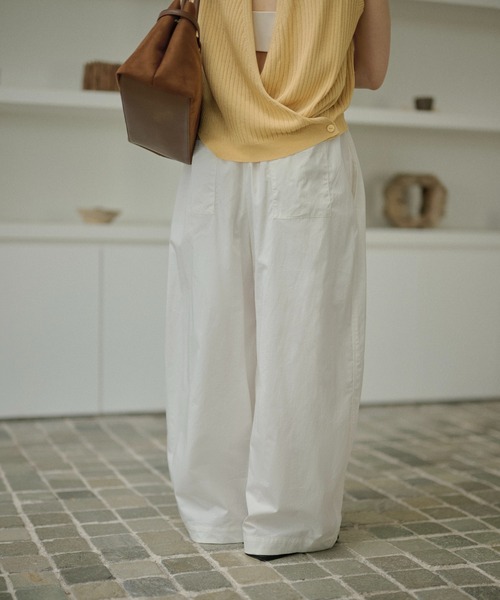 LAULEN(ローレン)の「cotton double tuck wide pants /コットンダブルタックワイドパンツ(その他パンツ・レディース・ホワイト/ブラック・FREE)」の6枚目の写真