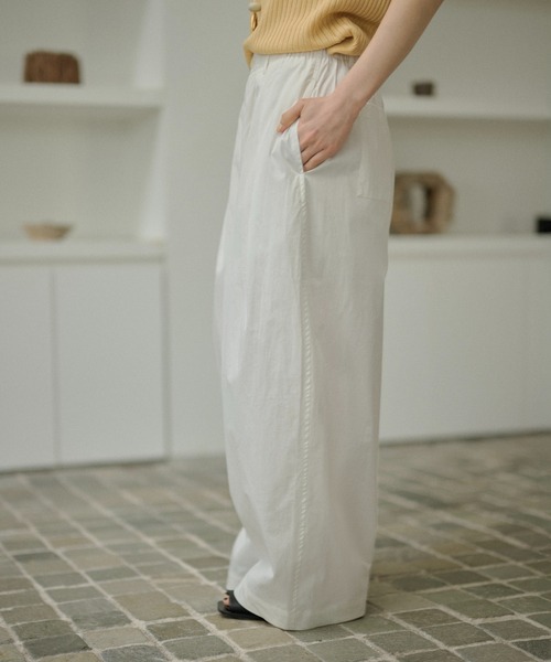 LAULEN(ローレン)の「cotton double tuck wide pants /コットンダブルタックワイドパンツ(その他パンツ・レディース・ホワイト/ブラック・FREE)」の8枚目の写真
