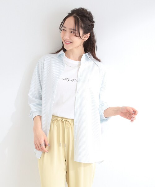 SHOO・LA・RUE（シューラルー）の「【ひんやり/UV/吸水速乾/洗濯後しわになりにくい】ラッシュガードにもなる ストライプシャツ（シャツ/ブラウス・レディース・チャコール/ブルー系7/グリーン系3・04/03/02/01）」の8枚目の写真