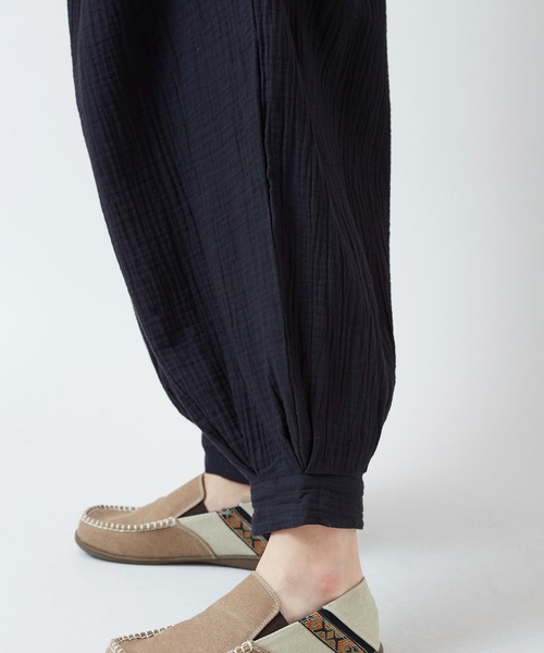 チャイハネ(チャイハネ)の「【チャイハネ】ダブルガーゼMEN'Sバルーンパンツ(その他パンツ・メンズ・ブラック/ブルー/ベージュ・FREE)」の9枚目の写真