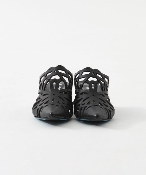 MANA（マナ）の「【MANA/マナ】laser cutting sandal/レザーカッティングサンダル（サンダル・レディース・ブラック/ゴールド・40/39/38/37）」の4枚目の写真
