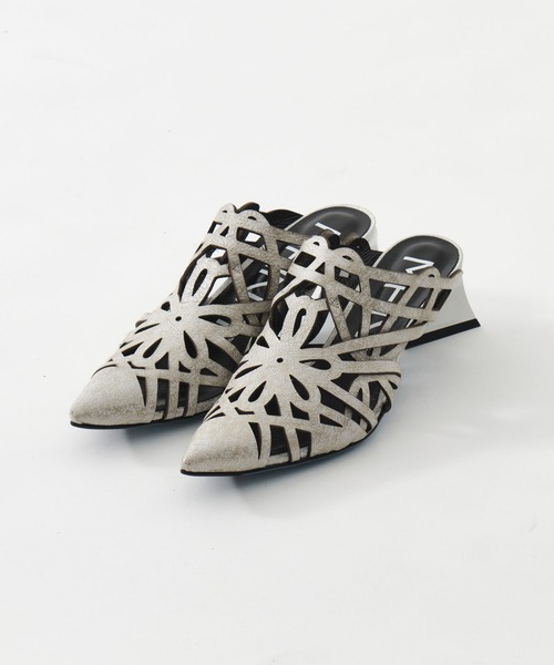 MANA（マナ）の「【MANA/マナ】laser cutting sandal/レザーカッティングサンダル（サンダル・レディース・ブラック/ゴールド・40/39/38/37）」の10枚目の写真