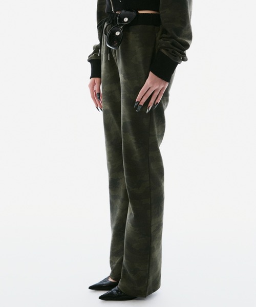 BLONDEY(ブロンディ)の「SEMI-FLARE SWEAT PANTS(スウェットパンツ・レディース・パイソン/カモフラージュ・SMALL/MEDIUM)」の14枚目の写真