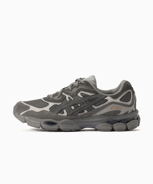 ASICS(アシックス)の「ASICS(アシックス) GEL-NYC(スニーカー・メンズ・チャコールグレー・27.5cm/27cm/26.5cm/26cm/25.5cm/29cm/28.5cm/28cm)」の1枚目の写真