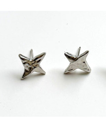 A BIT MOR（アビットモア）の「Etoile earring（ピアス（両耳用））」