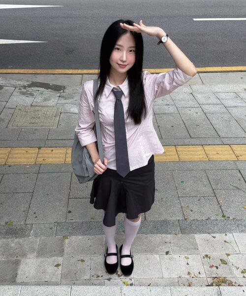 Miseki SEOUL（ミセキソウル）の「One side draped midi skirt CHARCOAL（スカート・レディース・その他・1/2）」の6枚目の写真