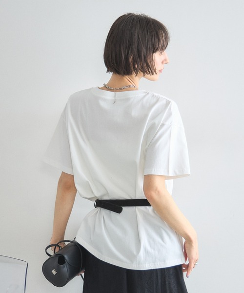 &. NOSTALGIA（アンドドットノスタルジア）の「HaileyビッグロゴTシャツ（Tシャツ/カットソー・レディース・オフホワイト/チャコールグレー・M）」の20枚目の写真