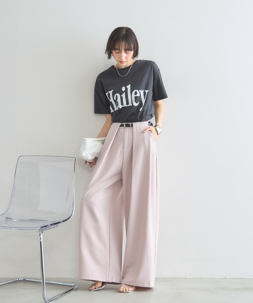 &. NOSTALGIA（アンドドットノスタルジア）の「HaileyビッグロゴTシャツ（Tシャツ/カットソー・レディース・オフホワイト/チャコールグレー・M）」の18枚目の写真