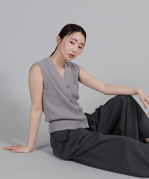 select MOCA Et（セレクトモカエト）の「【Et】Linen-like Boucle Vest（ベスト・レディース・グレー/ベージュ/ブラック・FREE）」の9枚目の写真