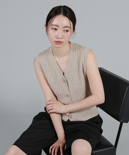 select MOCA Et（セレクトモカエト）の「【Et】Linen-like Boucle Vest（ベスト・レディース・グレー/ベージュ/ブラック・FREE）」の17枚目の写真