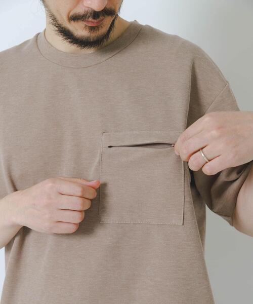 ITEMS URBANRESEARCH(アイテムズ アーバンリサーチ)の「速乾 カットミラノ ポケットTシャツ(Tシャツ/カットソー・メンズ・ホワイト/チャコールグレー/モカ/グレー・MEDIUM/LARGE)」の1枚目の写真