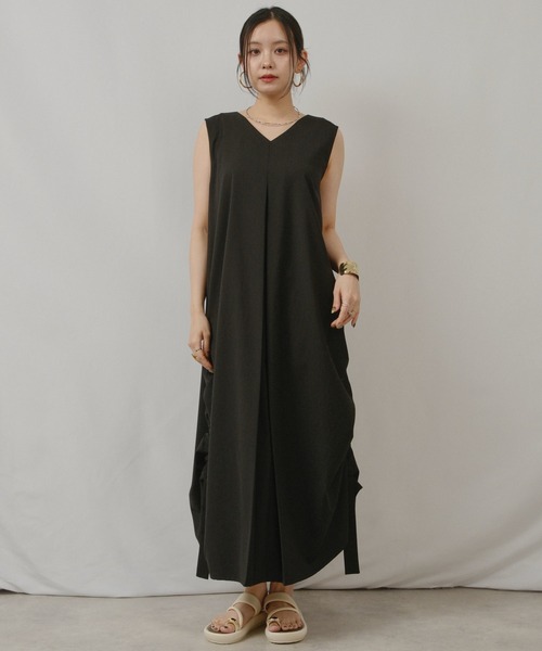 palm RICHE(ポームリシュ)の「タックゆったりOP(ワンピース・レディース・TQ/ライトグリーン/ブラック・M)」の11枚目の写真