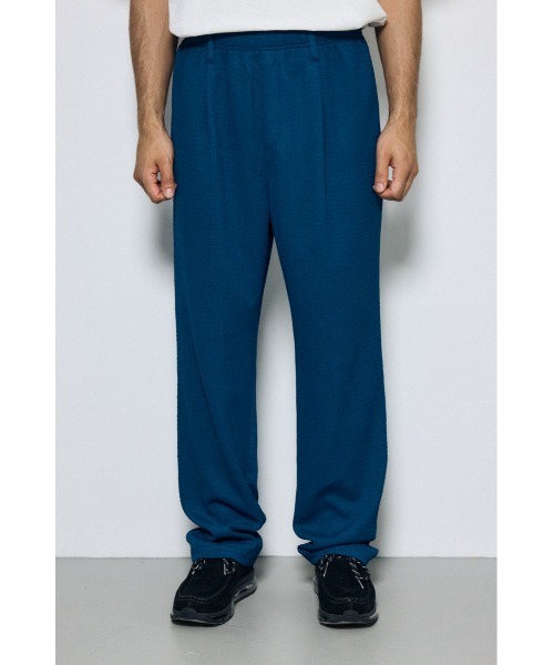 AZUL by moussy(アズールバイマウジー)の「【セットアップ対応】楊柳リラックスパンツ(スラックス・メンズ・ブラック/ブルー/グレー・LARGE/MEDIUM)」の14枚目の写真
