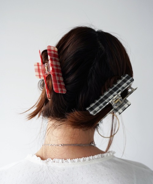 SANSeLF(サンセルフ)の「【SANSeLF】シアーチェックヘアクリップ saa26s097(バレッタ/ヘアクリップ・レディース・レッド/ブラック/ブラウン・FREE)」の9枚目の写真