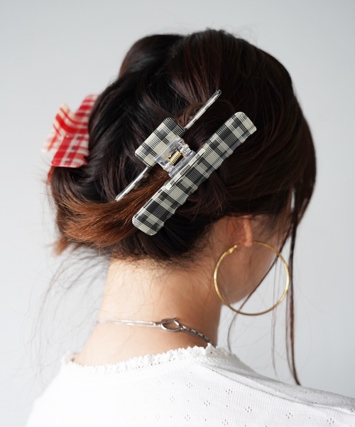 SANSeLF(サンセルフ)の「【SANSeLF】シアーチェックヘアクリップ saa26s097(バレッタ/ヘアクリップ・レディース・レッド/ブラック/ブラウン・FREE)」の15枚目の写真