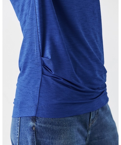 DoCLASSE( ドゥクラッセ)の「UVスラブ・ファネルネックトップス(Tシャツ/カットソー・レディース・ブラック/パープル/ネイビー/ネイビー系1/ロイヤルブルー/ダークパープル/ストーン・3L/M/L/LL/S)」の11枚目の写真