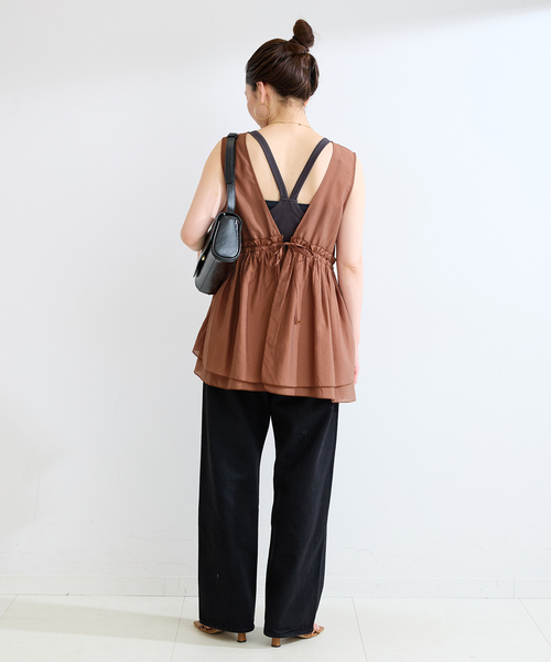 B.C STOCK（ベーセーストック）の「《2枚セット》手洗い可 / 2WAYギャザーペプラムブラウスセット（シャツ/ブラウス・レディース・ブラック系その他/ブラウン・FREE）」の9枚目の写真