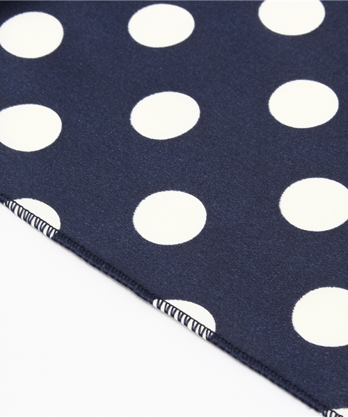 Chico（チコ）の「ドットスカーフ（バンダナ/スカーフ・レディース・ベージュ/ブラック/ネイビー・FREE）」の4枚目の写真