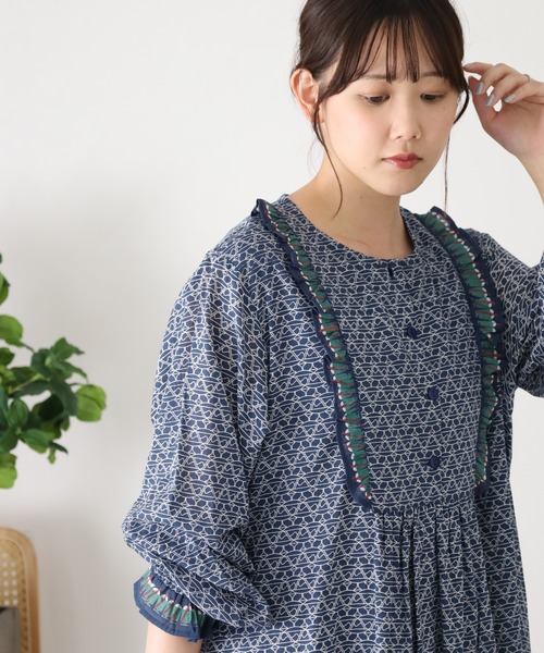 KILKI（キルキー）の「kilki 　フリル付きビブフロントワンピース　ソーダ 長袖（ワンピース・レディース・ネイビー系/ホワイト系その他・FREE）」の10枚目の写真