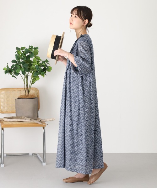KILKI（キルキー）の「kilki 　フリル付きビブフロントワンピース　ソーダ 長袖（ワンピース・レディース・ネイビー系/ホワイト系その他・FREE）」の13枚目の写真
