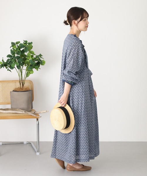 KILKI（キルキー）の「kilki 　フリル付きビブフロントワンピース　ソーダ 長袖（ワンピース・レディース・ネイビー系/ホワイト系その他・FREE）」の14枚目の写真
