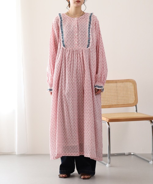 KILKI（キルキー）の「kilki 　フリル付きビブフロントワンピース　ソーダ 長袖（ワンピース・レディース・ネイビー系/ホワイト系その他・FREE）」の16枚目の写真