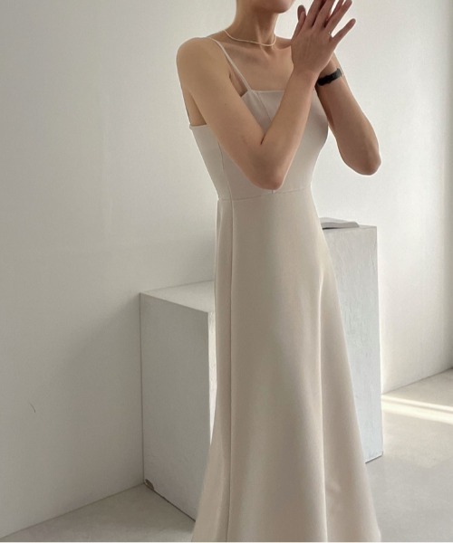 YUGA(ユーガ)の「YUGA_YGMC Korean-style Camisole dress(ワンピース・レディース・オフホワイト/ブラック・S/M)」の4枚目の写真