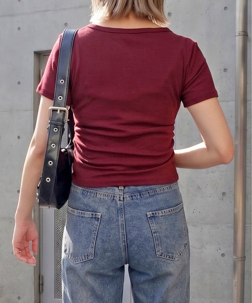 FUN(ファン)の「スタッズレースアップカットソー(Tシャツ/カットソー・レディース・ブラック/ブラウン/ボルドー/オフホワイト・FREE)」の6枚目の写真