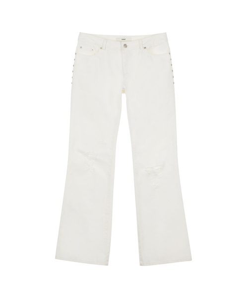 DEINET(ダイニット)の「STUD LINE DAMEGE BOOTS CUT DENIM IN WHITE(デニムパンツ・レディース・その他・S/M)」の2枚目の写真