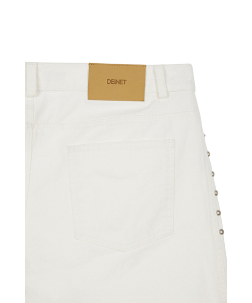 DEINET(ダイニット)の「STUD LINE DAMEGE BOOTS CUT DENIM IN WHITE(デニムパンツ・レディース・その他・S/M)」の6枚目の写真