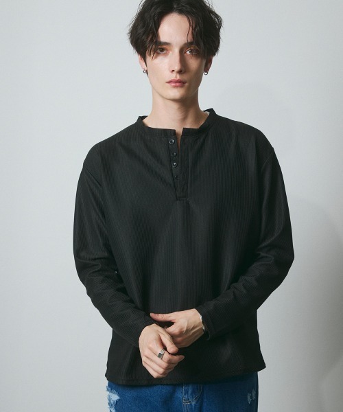 DAZE(デイズ)の「ポリエステルツイル ヘンリーネック ロングスリーブシャツ(Tシャツ/カットソー・メンズ・ブラック・SMALL/MEDIUM/LARGE/X-LARGE)」の6枚目の写真