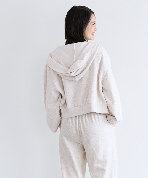 coca(coca)(コカ)の「ユース クロップドパーカー(パーカー・レディース・ブラック/ライトグレー・S/M/L)」の6枚目の写真