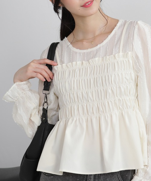 pumpkin port(パンプキンポート)の「フェイクレイヤードキャミ付き シアー長袖ブラウス(シャツ/ブラウス・レディース・ブラック/ベージュ/ブラウン/アイボリー・M)」の7枚目の写真
