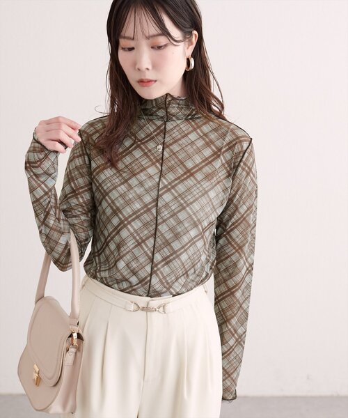 natural couture(ナチュラルクチュール)の「ボトルネックプルオーバー(Tシャツ/カットソー・レディース・ブラウン/ブラック/ブルー・FREE)」の11枚目の写真