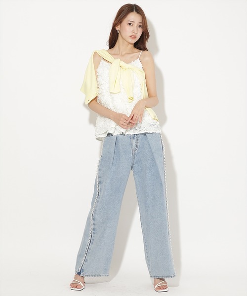 AND COUTURE(アンドクチュール)の「フラワーチュールキャミブラウス(シャツ/ブラウス・レディース・オフホワイト/ブラック・FREE)」の8枚目の写真