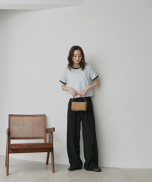 ad thie(アドティエ)の「2way コーデュロイ ラウンド ミニバッグ(ハンドバッグ・レディース・カーキ/ブラウン/ベージュ/ブラック・FREE)」の13枚目の写真