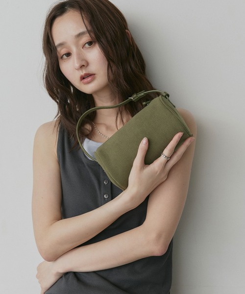 ad thie(アドティエ)の「2way コーデュロイ ラウンド ミニバッグ(ハンドバッグ・レディース・カーキ/ブラウン/ベージュ/ブラック・FREE)」の18枚目の写真