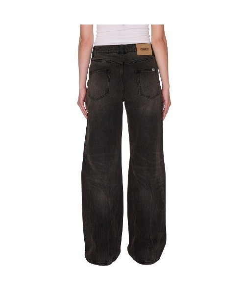 OBEY(オベイ)の「OBEY ELARA 5 POCKET DENIM(オベイ エララ 5ポケット デニム)(デニムパンツ・レディース・ブラック系・MEDIUM/LARGE/X-LARGE)」の2枚目の写真