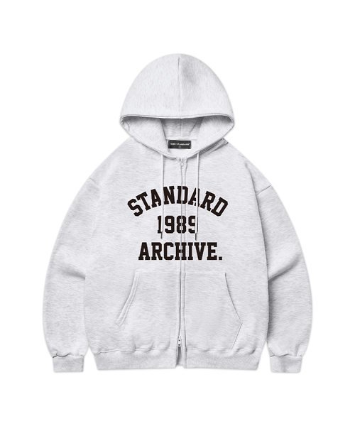 1989STANDARD(1989スタンダード)の「STANDARD ARCH フードパーカー (STJSTD-0254)(パーカー・メンズ・ライトグレー/ダークグレー/ブラック・MEDIUM/X-LARGE/LARGE)」の2枚目の写真