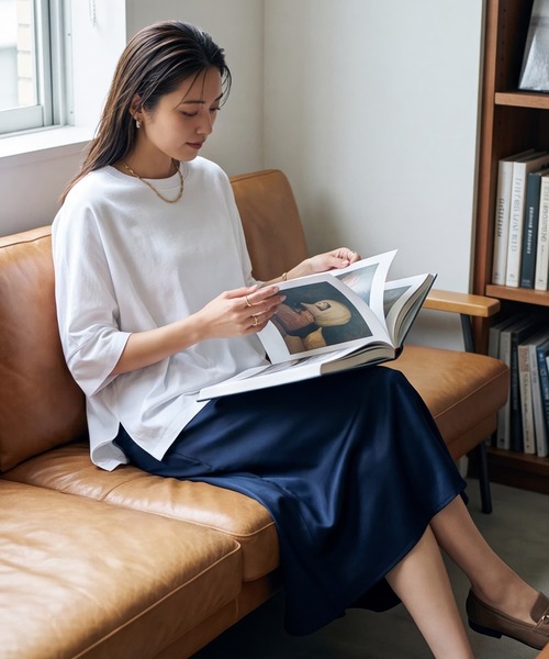 STYLE DELI(スタイルデリ)の「【DELI by】大人の抜け感ドルマンTトップス(Tシャツ/カットソー・レディース・ブラック/ホワイト・M)」の15枚目の写真